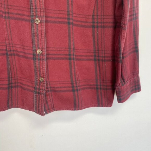 Duluth Flannel Button Down - Picture 4 of 10